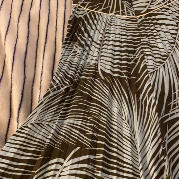 ABS By Alan Swartz Palm Print Halter Dress Size 4 - Picture 5 of 12